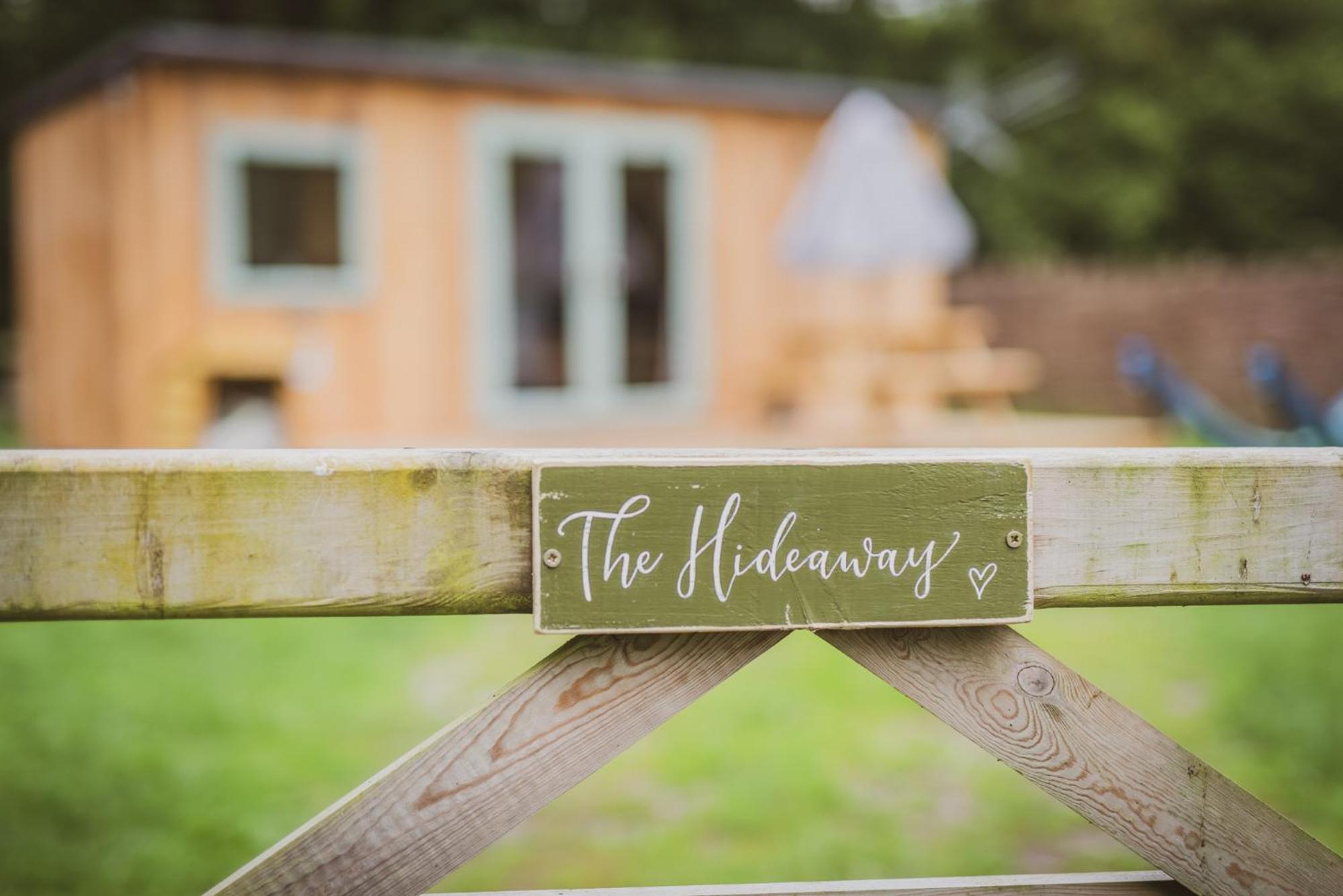 מלון Corsley The Hideaway At Hiddenwood Glamping מראה חיצוני תמונה